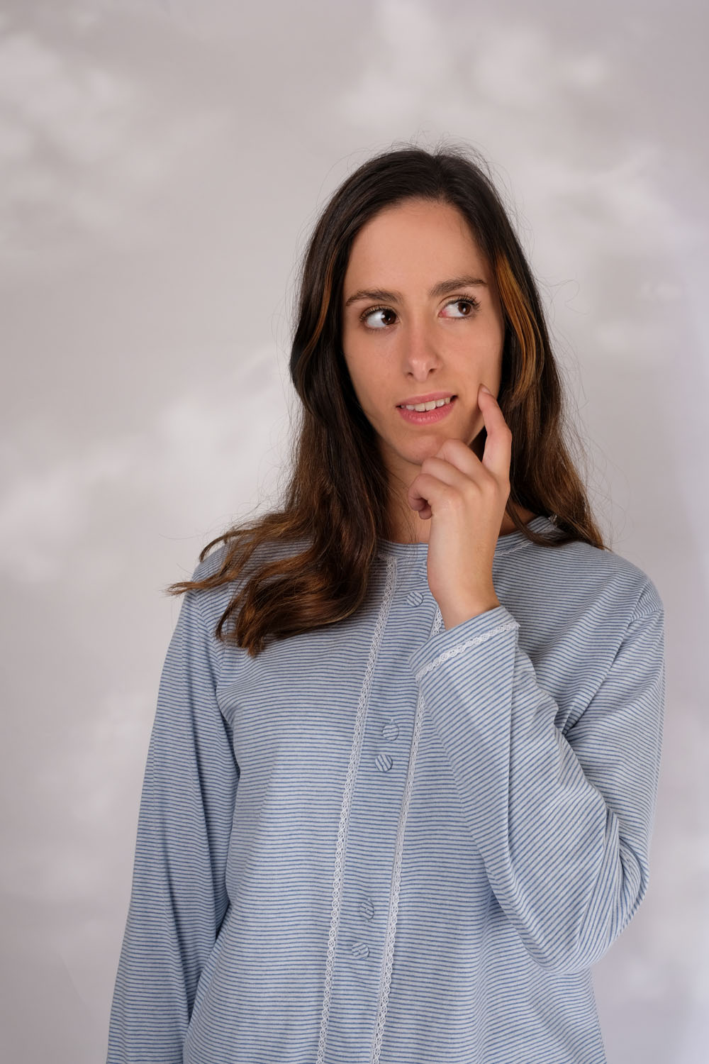 Pijama casaco com rendas e botões forrados, Azul