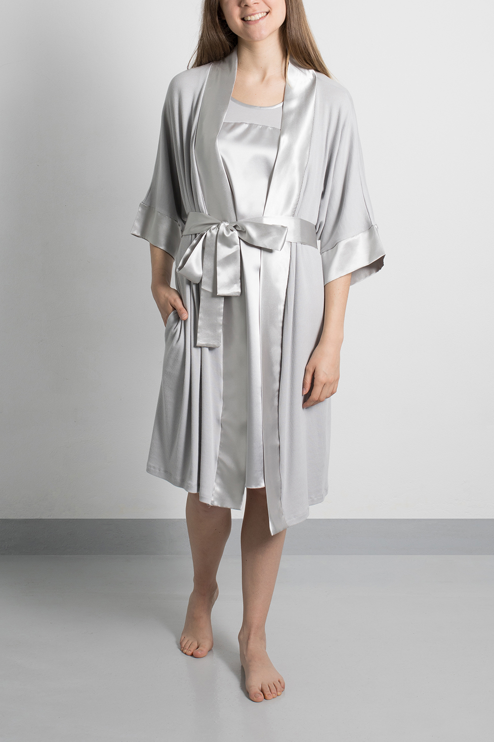Satin-dressing-gown-robe-de-chambre-peignoire 50773-1