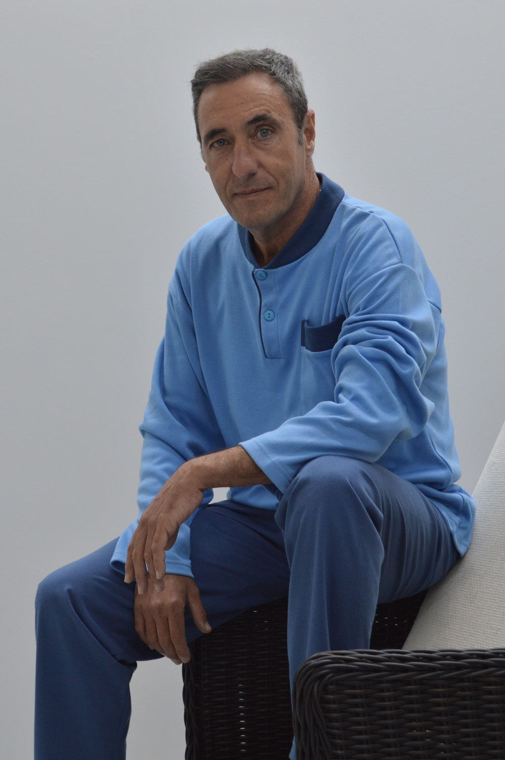 Pijama bicolor azul Pijama bicolor azul