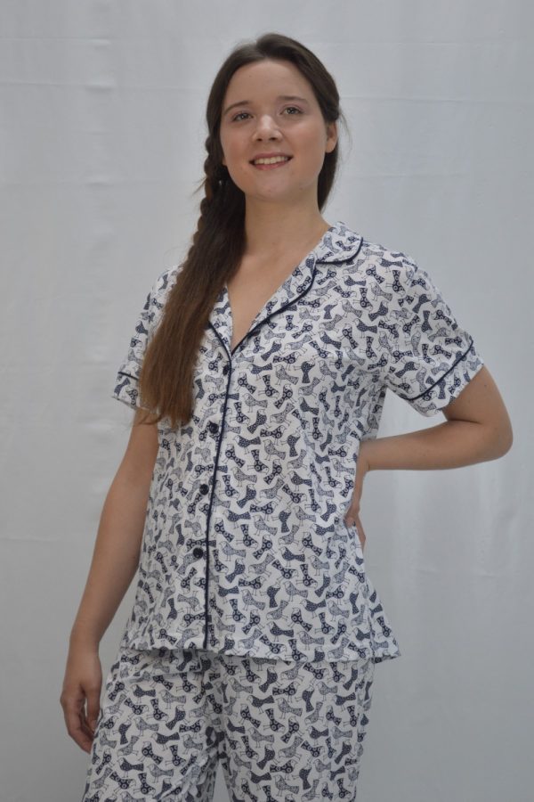 Pijama camiseiro manga curta branco estampado azul