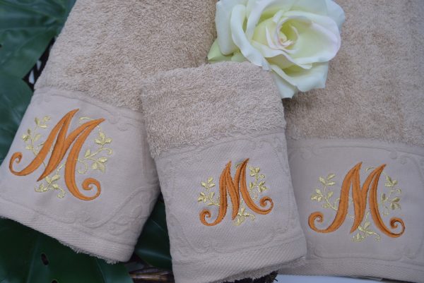 toalhas com barra jacquard e bordado, bege