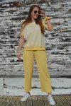 Pijama calça larga e T-shirt - Amarelo