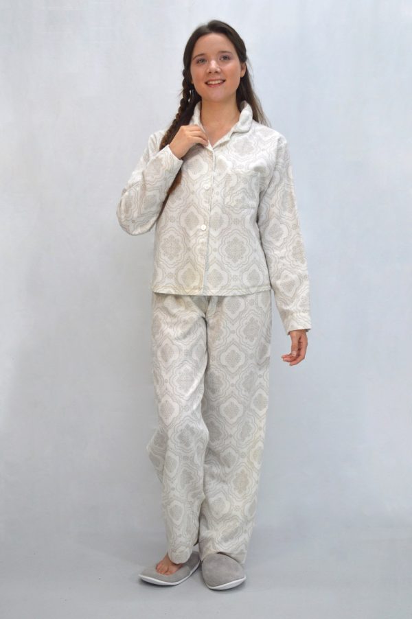 Pijama de flanela estampadacasaco e calça