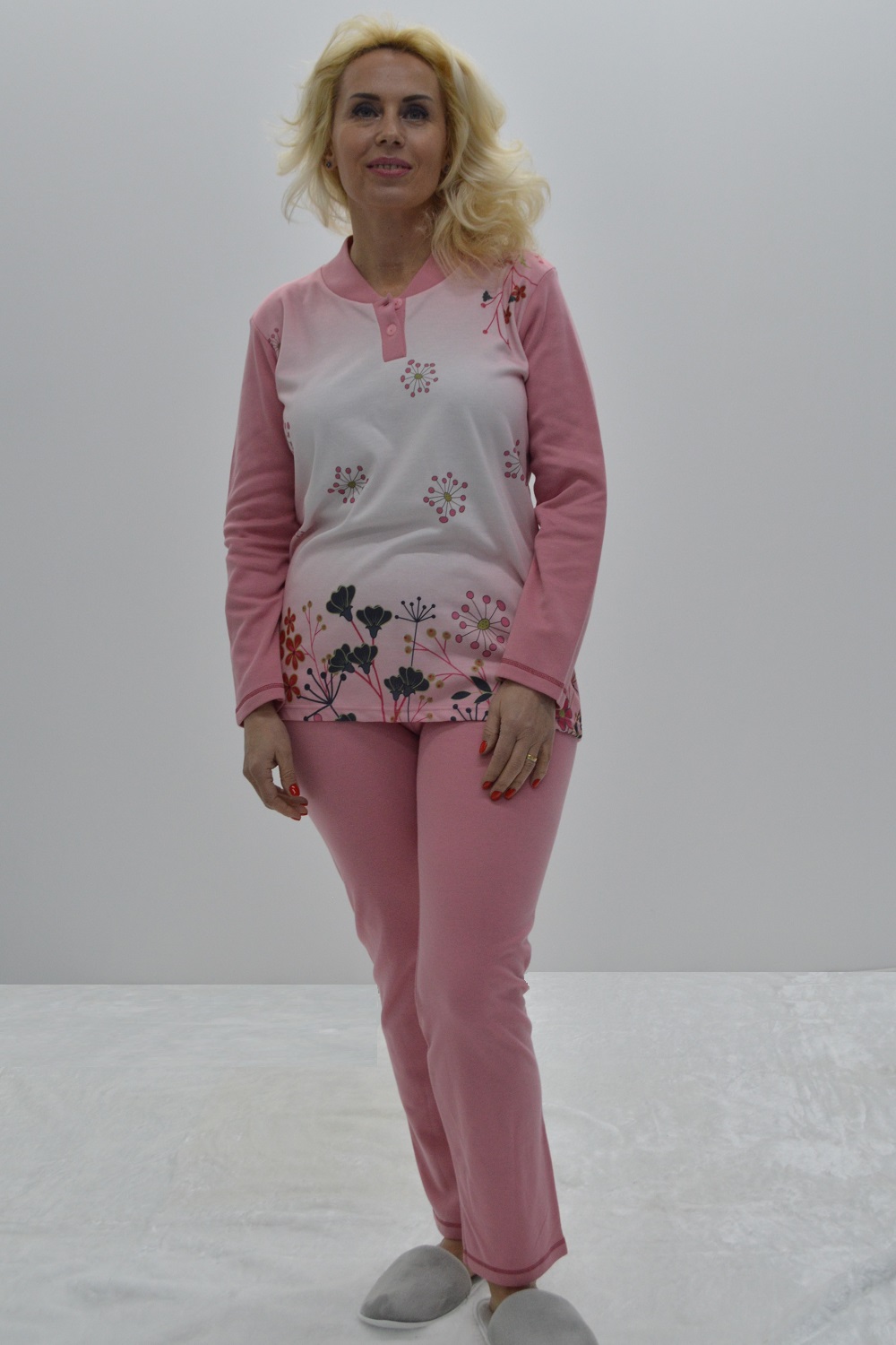 Pijama camisola com estampado