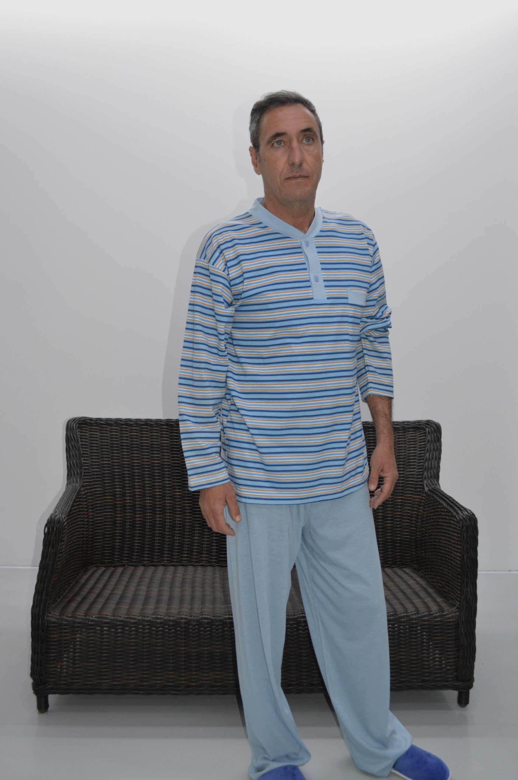 Pijama de homem, Riscas azuis