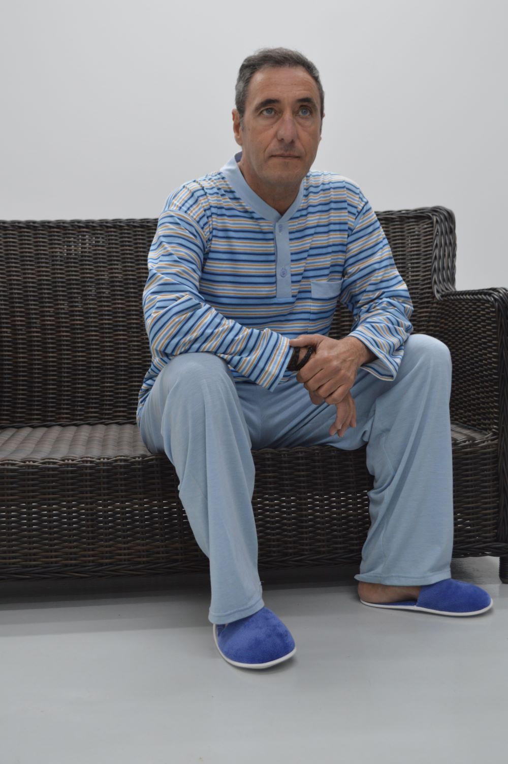 Pijama de homem, Riscas azuis