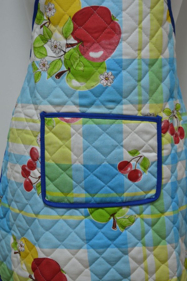 Avental acolchoado, estampado frutos, turquesa.