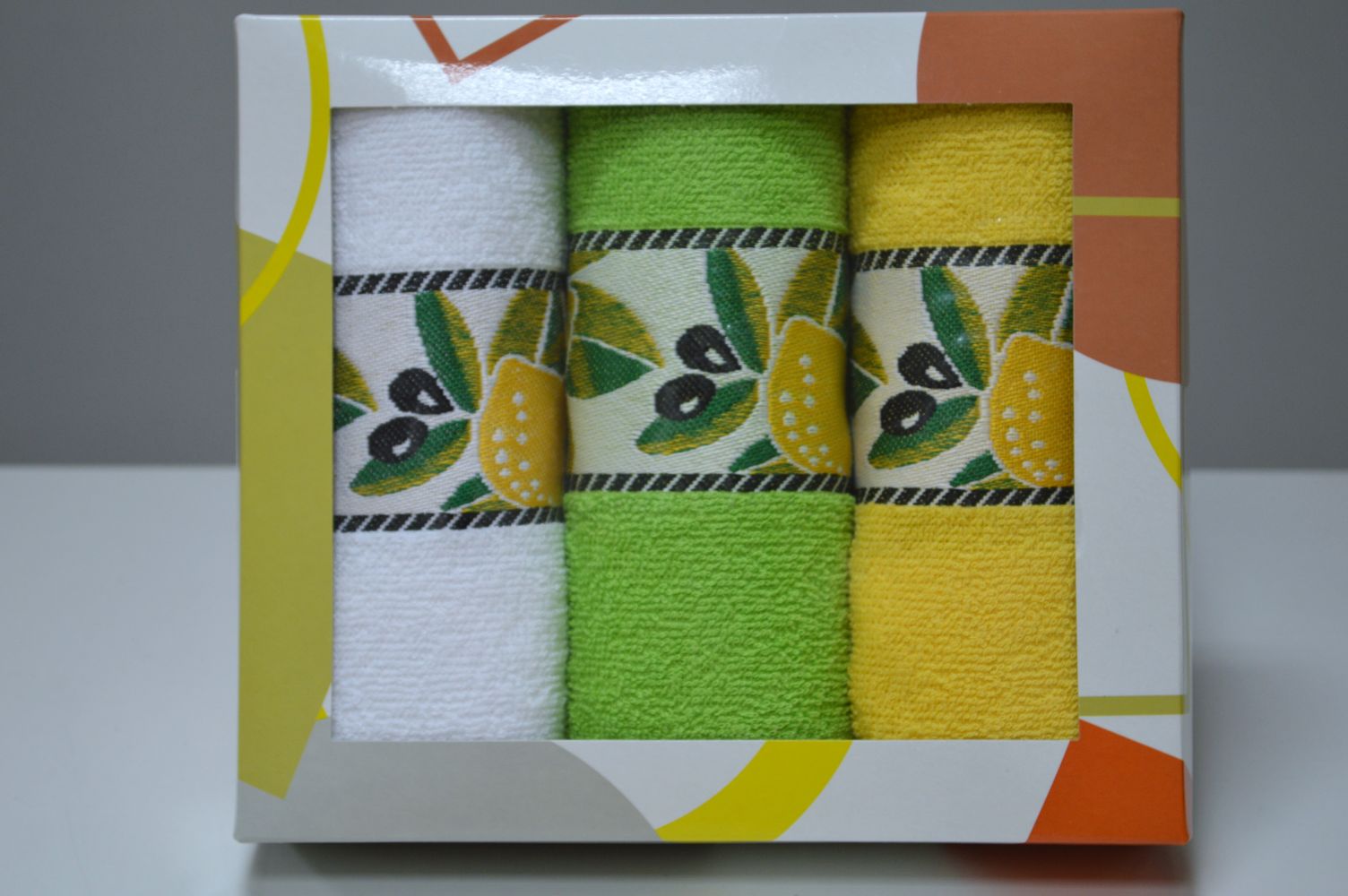 Conjunto de 3 panos em felpo em caixa presente, Barra jacquard Limões Conjunto de 3 panos em felpo em caixa presente, Barra jacquard Limões