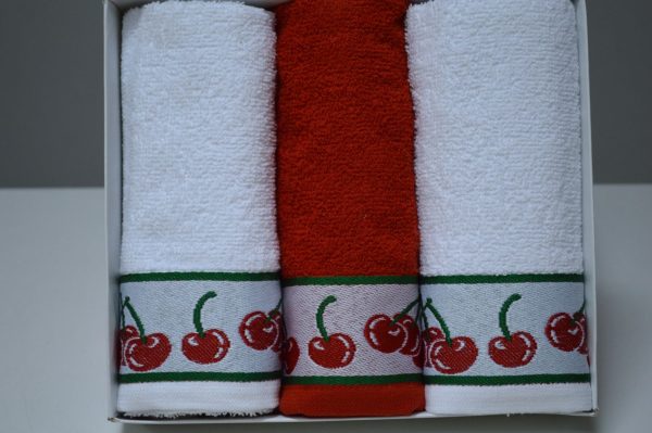 Conjunto de 3 panos em felpo em caixa presente, Barra jacquard Cerejas
