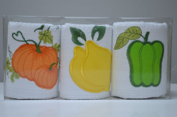 Conjunto de 3 panos em favo em caixa presente, Bordado Legumes e Frutos