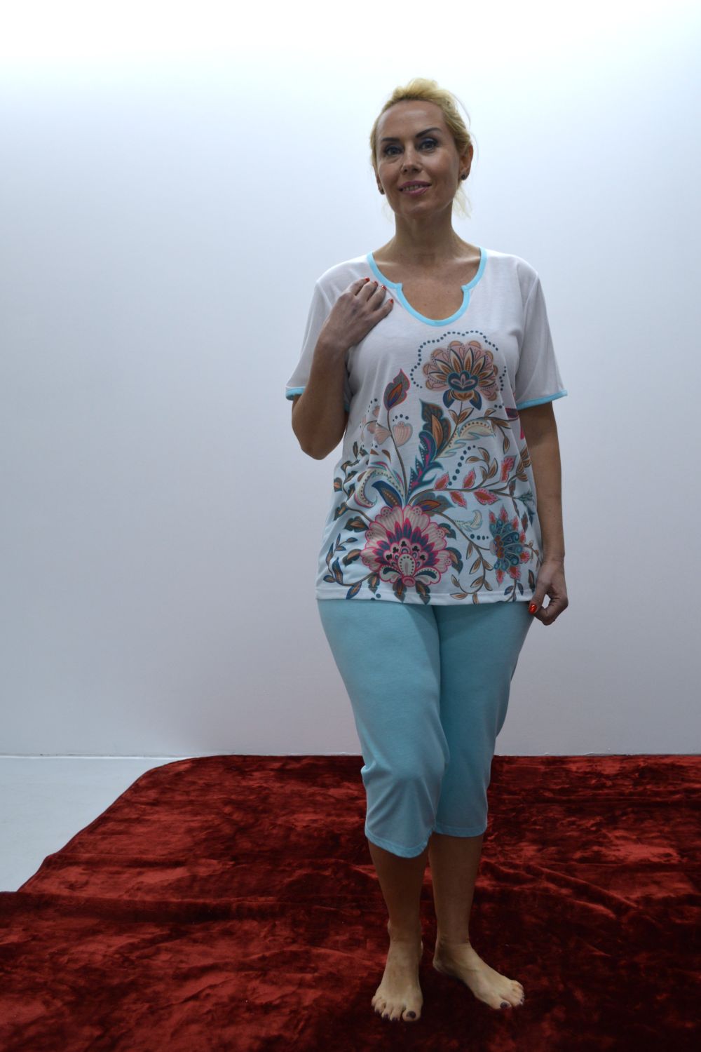 Pijama de senhora T-shirt + bermuda, Branco / Azul Pijama de senhora T-shirt + bermuda, Branco / Azul