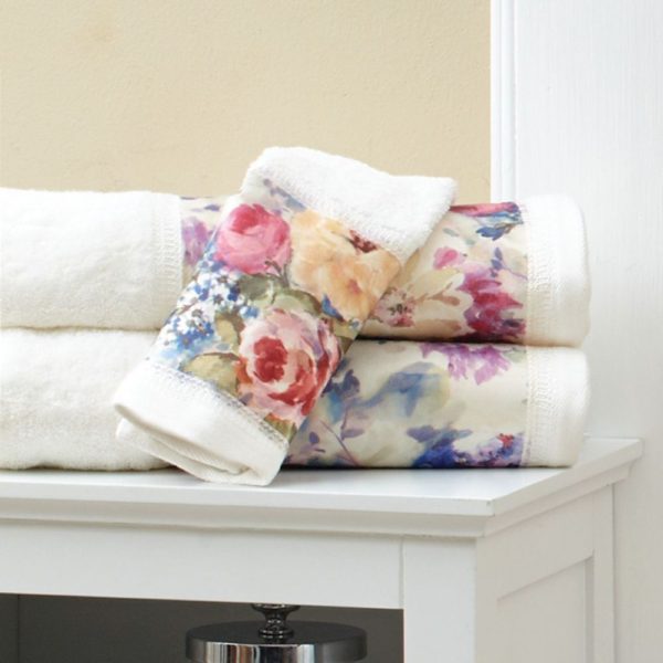 Toalhas de felpo 100% algodão com barra decorativa estampada. Vários tamanhos e cores. Produção sob consulta. Foto ilustrativa.