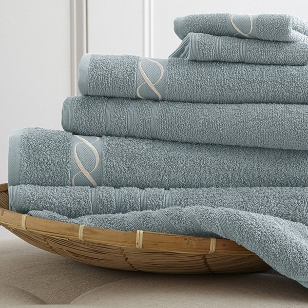 Bath towels with embroidered jacquard border, bath towel with jacquard border. Production under consultation. Illustrative photo.