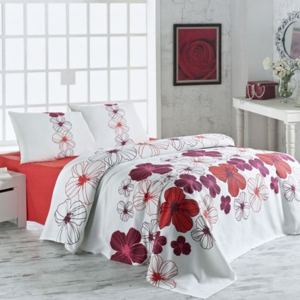 Las sábanas y la funda nórdica reversible combinan la decoración con las almohadas a juego para completar el look. Diseño digital. Producción bajo pedido. Foto Ilustrativa.