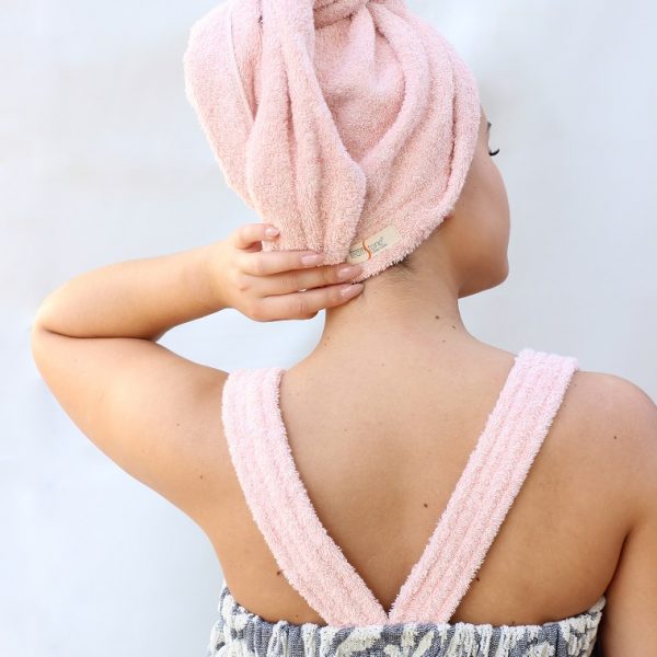 Sustainable bath towels made with organic and recycled cotton. Production under consultation.